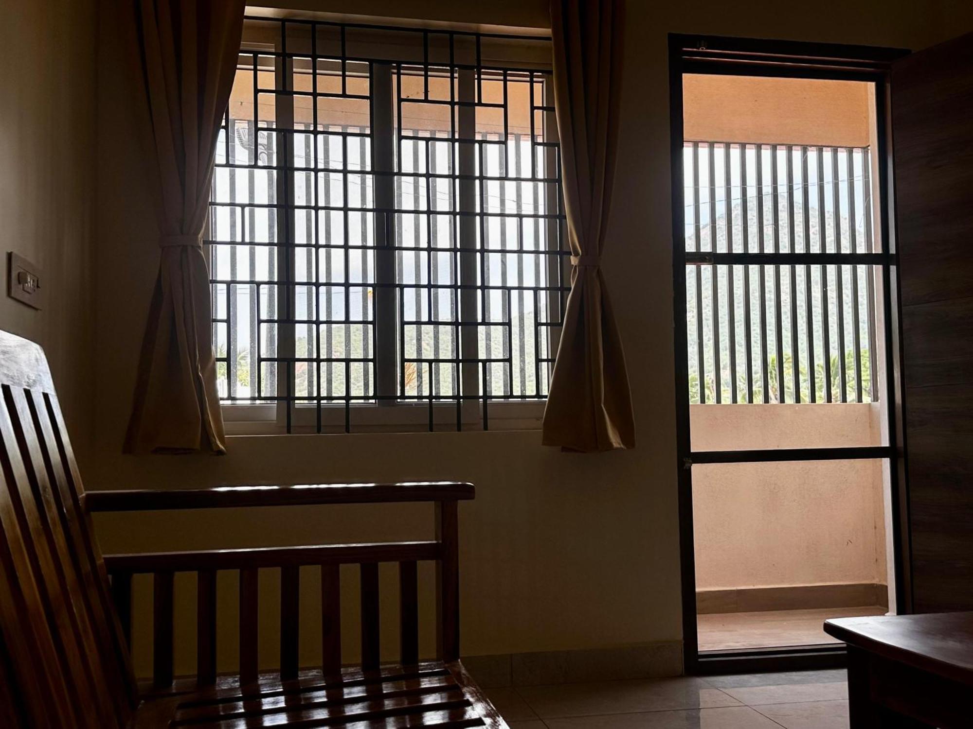 Girivalam Vista Residency Apartment Tiruvannamalai Exterior photo